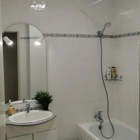 Apartmán Refait A Neuf, Climatise Avec Vue Et Montagne, Avec Place De Parking Privative Saint-Cyprien (Pyrenees-Orientales)
