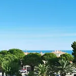 Refait A Neuf, Climatise Avec Vue Et Montagne, Avec Place De Parking Privative 아파트 *