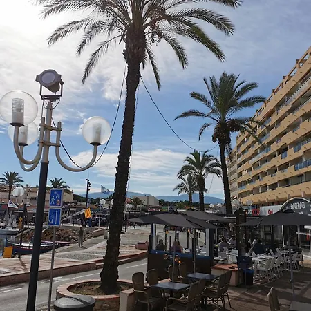 Refait A Neuf, Climatise Avec Vue Et Montagne, Avec Place De Parking Privative * Saint-Cyprien